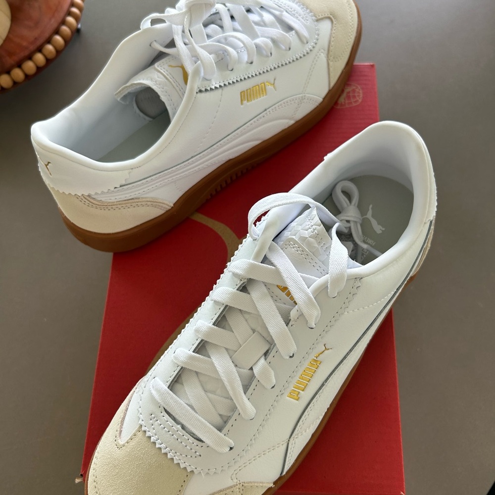 Puma White and Tan Sneakers - Picture 2 of 3